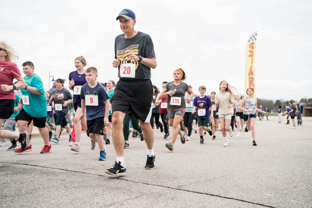 2022 Yellow Jacket Challenge 5K Run and Walk Photo Gallery Education